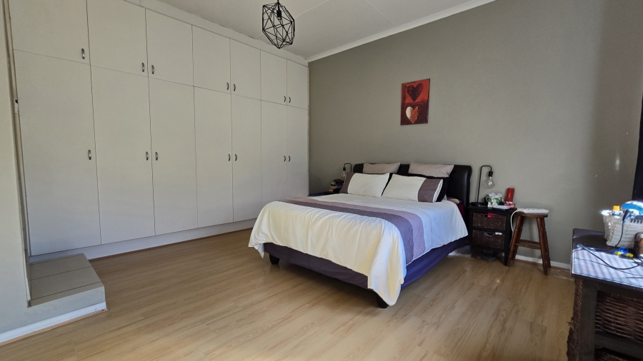 3 Bedroom Property for Sale in Bayview Western Cape